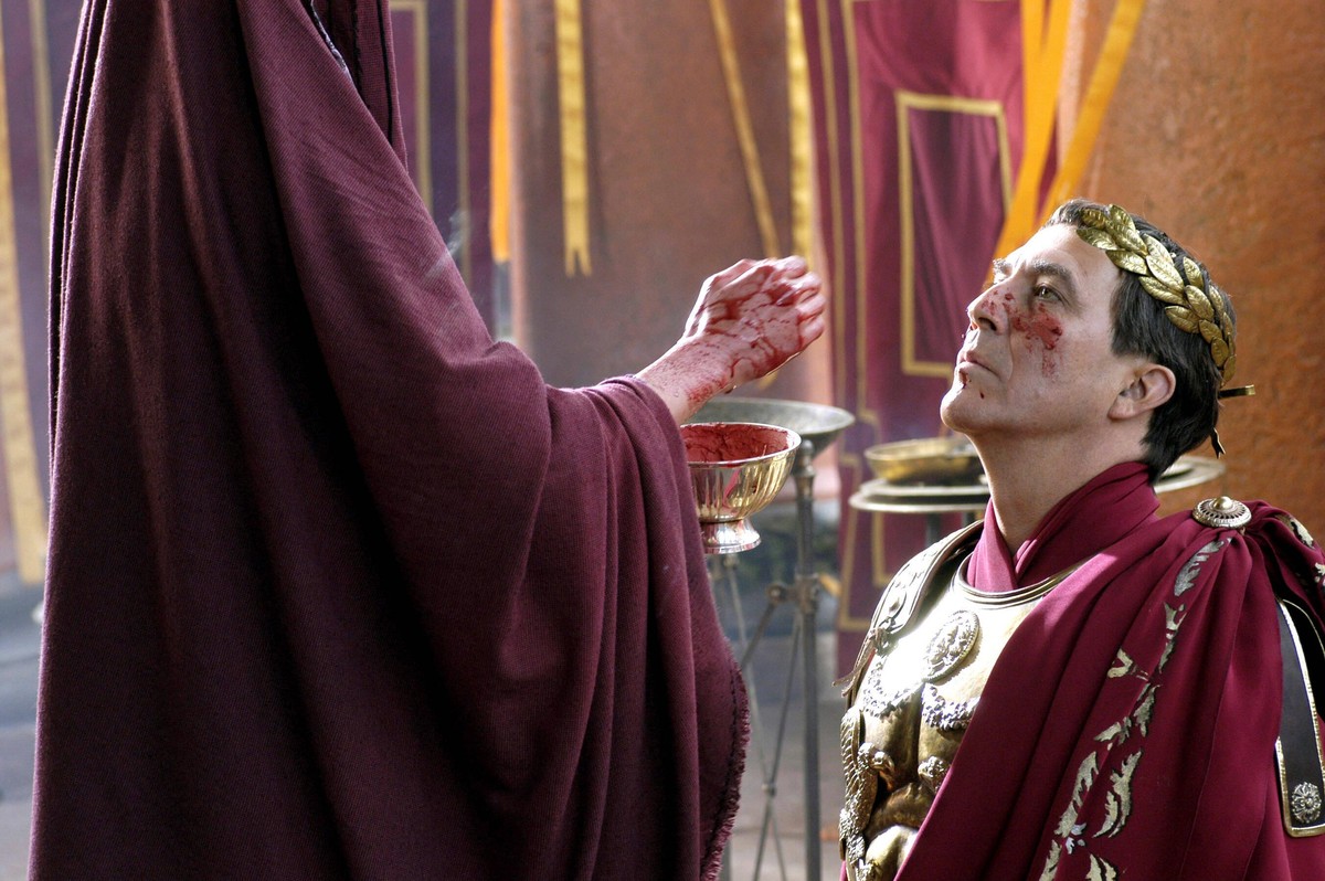 ROME, Ciaran Hinds, Season 1, 2005-07. photo: HBO / Courtesy: Everett Collection HBO/Courtesy Everett Collection ACHTUNG AUFNAHMEDATUM GESCH�TZT PUBLICATIONxINxGERxSUIxAUTxONLY Copyright: xHBO/Courtes ...