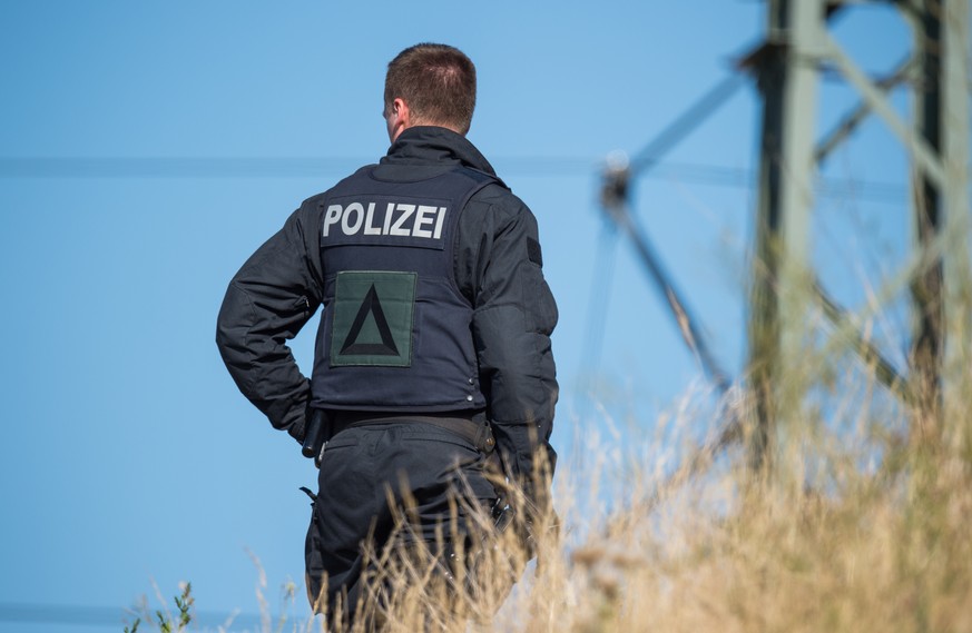 Großfahndung in Erfurt – Polizei sucht flüchtigen Messerstecher 