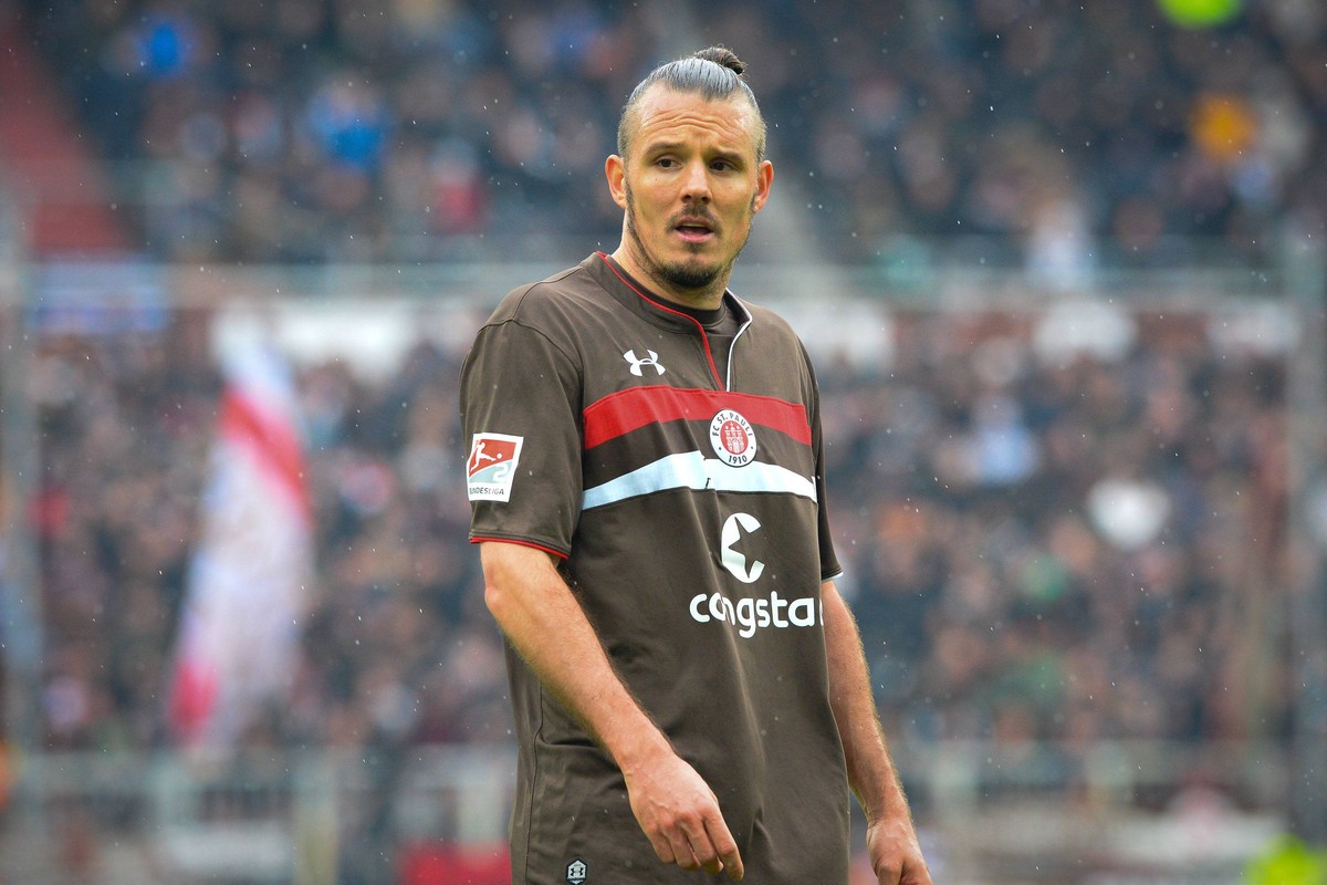 FC St. Pauli vs. DSC Arminia Bielefeld, Fussball, 2. Bundesliga, 14.04.19 Alexander Alex Meier (Nr. 9, FC St. Pauli) FC St. Pauli vs. DSC Arminia Bielefeld, Fussball, 2. Bundesliga, 14.04.19 *** FC St ...