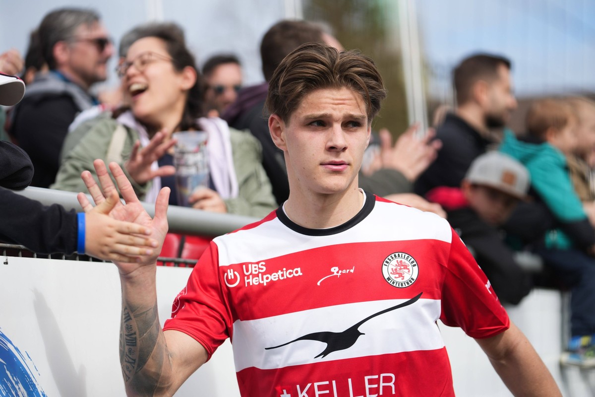 Loic L�thi 21 FCW after the game. Super League football match between FC Winterthur and FC Basel 1893 at Stadion Sch�tzenwiese in Winterthur, Switzerland. Maximilian G�rtner / SPP PUBLICATIONxNOTxINxB ...