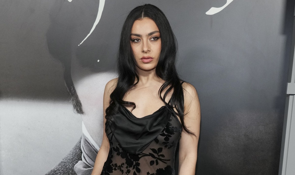 Charli xcx arrives at the premiere of &quot;Nosferatu&quot; on Thursday, Dec. 12, 2024, at TCL Chinese Theatre in Los Angeles. (Photo by Jordan Strauss/Invision/AP)