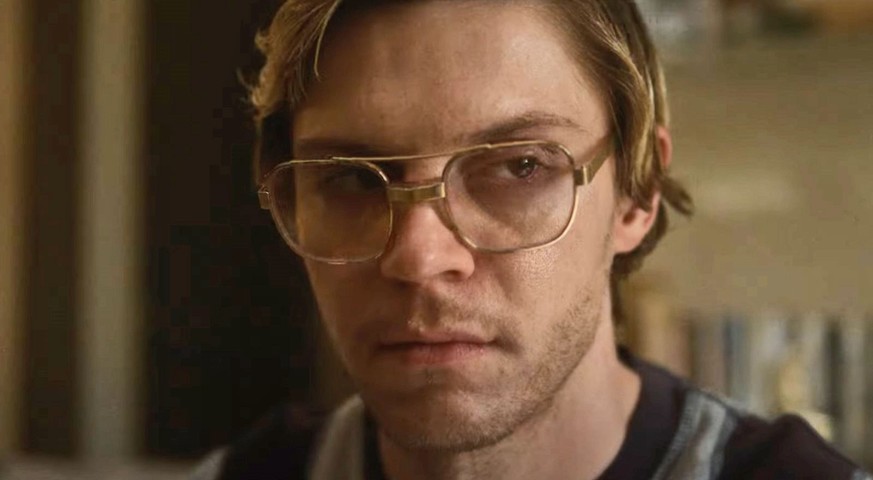 Die Netflix-Serie "Dahmer – Monster" inspiriert die Fans im Netz zu einer verstörenden Aktion.