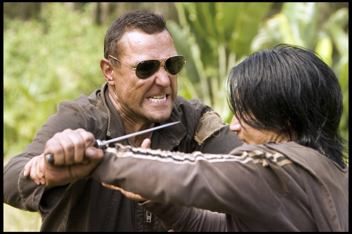 Lionsgate-WWE Films / DR LES CONDAMNES (THE CONDEMNED) de Scott Wiper 2007 USA Vinnie Jones et Masa Yamaguchi lunettes de soleil, shades, Ray ban PUBLICATIONxINxGERxSUIxAUTxONLY CONDAMNES (2007) 21 NU ...