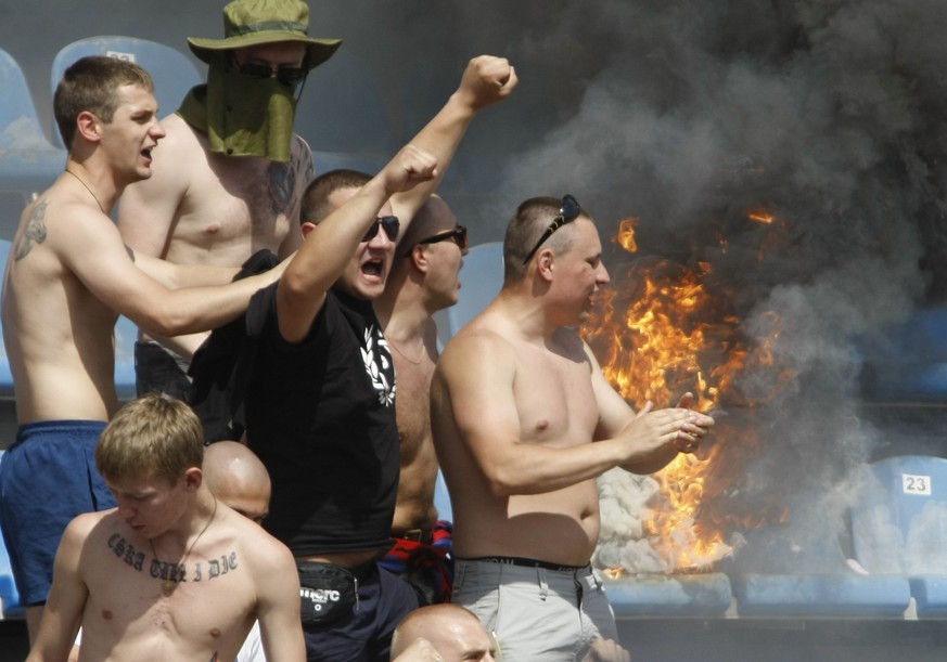 Wird die WM zum Gruppentreffen rechter russischer und deutscher Hooligans?