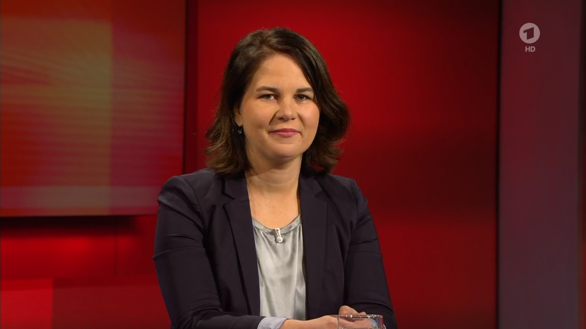 Grünen-Vorsitzende Annalena Baerbock findet es richtig, das Trumps Accounts gesperrt sind.
