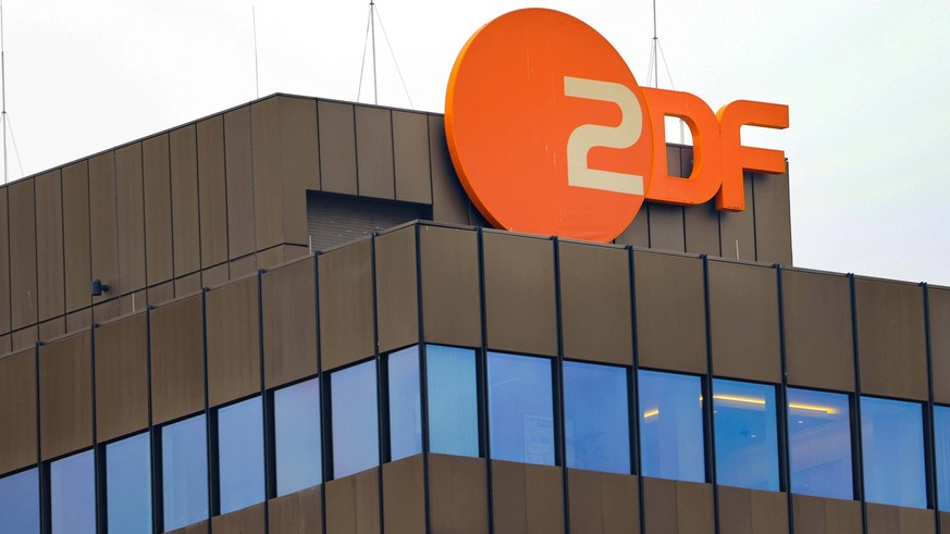 Photo of ZDF nimmt beliebte Serien aus dem Programm – Fans sind empört