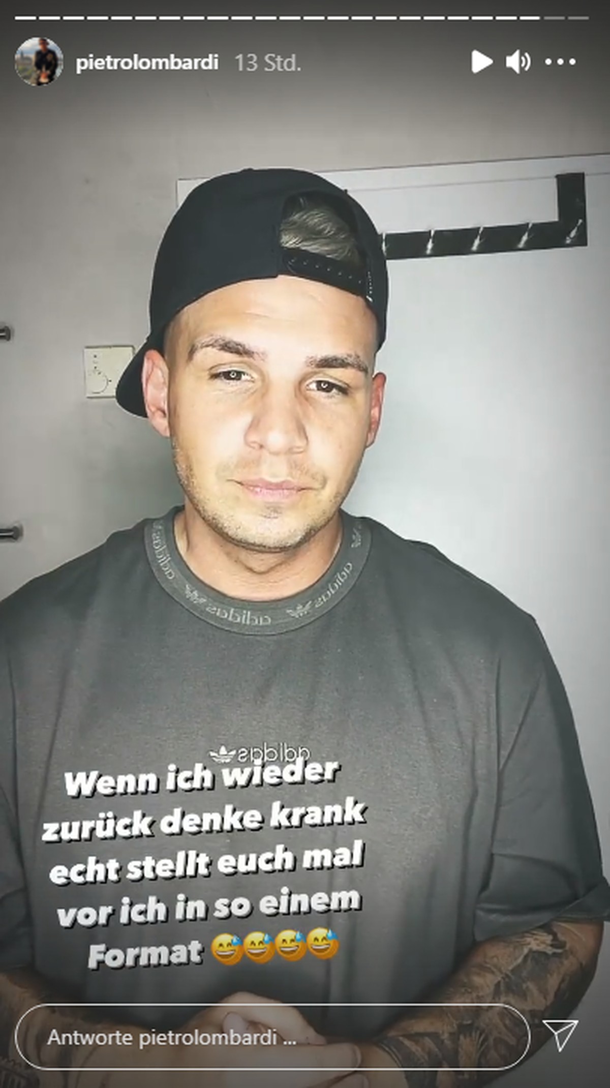 Pietro erzählt von seinem spektakulären TV-Angebot.