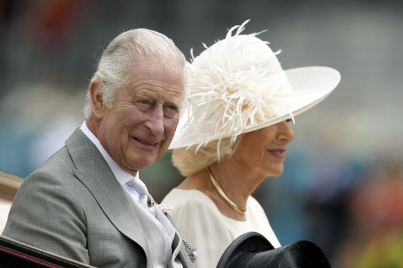 The carriage carrying Britain&#039;s King Charles III and Queen Camilla arrives, during day five of Royal Ascot at Ascot Racecourse, in Berkshire, England, Saturday June 24, 2023. (John Walton/PA via  ...