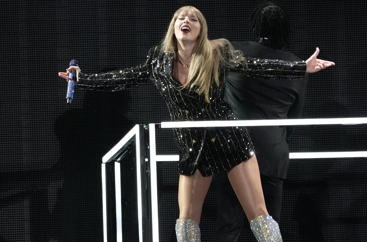 Taylor Swift performs during "The Eras Tour," Monday, Aug. 7, 2023, at SoFi Stadium in Los Angeles. (AP Photo/Chris Pizzello)