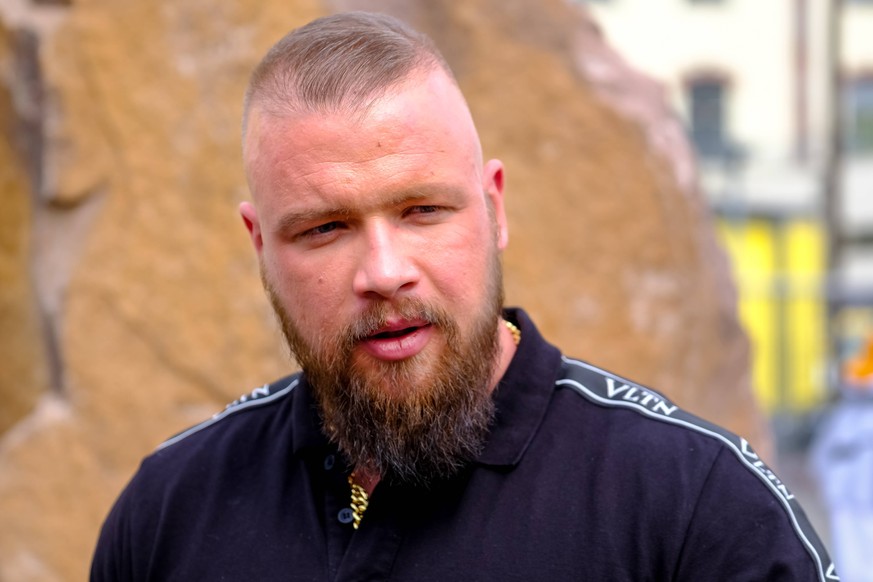 Am 01.05.2019 kam der Rapper Kollegah mit seiner Crew zur Er