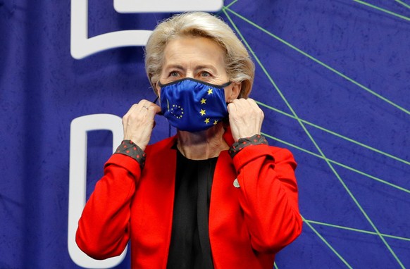 Cop26 - Glasgow. European Commission President Ursula von der Leyen arrives for the Cop26 summit at the Scottish Event Campus (SEC) in Glasgow. Picture date: Monday November 1, 2021. See PA story ENVI ...