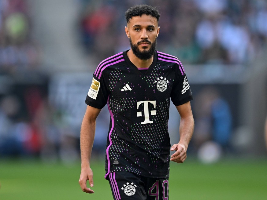 MONCHENGLADBACH - Noussair Mazraoui of FC Bayern Munchen during the German Bundesliga match between Borussia Monchengladbach and FC Bayern Munchen at the Borussia- Park stadium on September 2, 2023 in ...