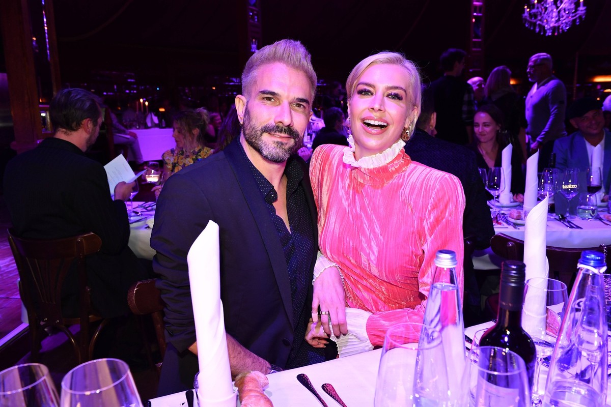 Verena Kerth und Marc Terenzi / Schuhbecks teatro / Neue Saison / Moona / Zelt / M�nchen / 03. Nobember 2022 *** Verena Kerth and Marc Terenzi Schuhbecks teatro New season Moona tent Munich 03 Nobembe ...