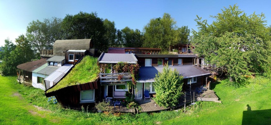 Das Bauhäusle wird von den Studierenden auch als Villa Kunterbunt bezeichnet.