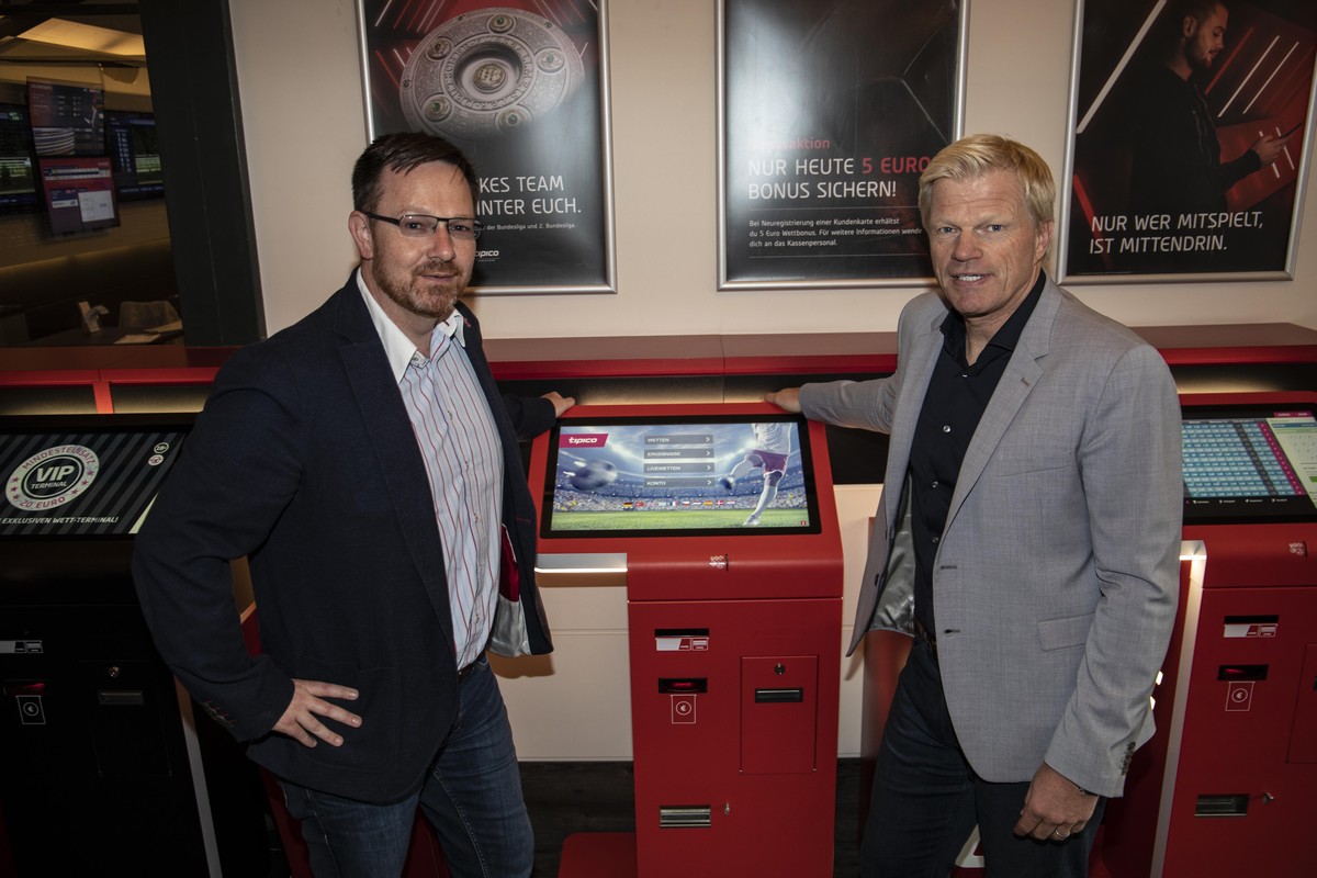 Tipico Renntag Galopp Weidenpesch Koeln Deutschland Datum: 06.09.2019 Oliver Kahn Tipico Race Day Gallop Weidenpesch Cologne Germany Date 06 09 2019 Oliver Kahn GPS: N 48 48.94 E 11 46.97 351 m 1151 f ...