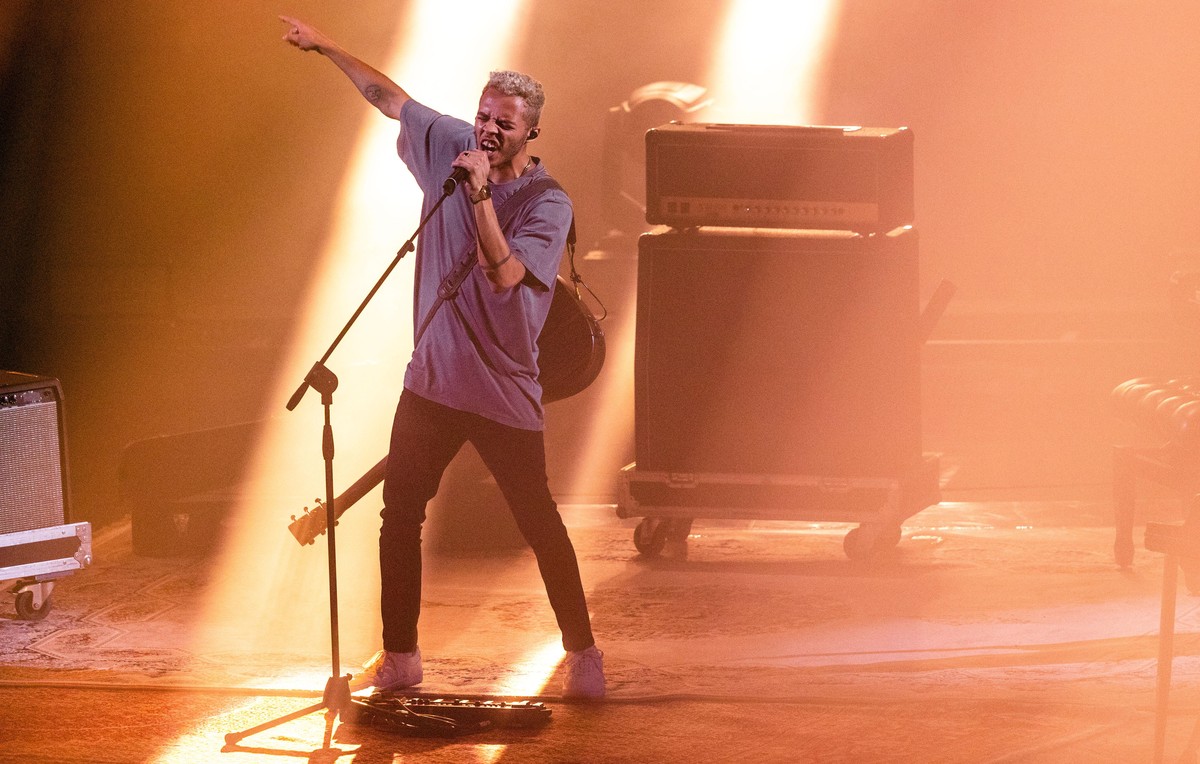 14.05.2022, Italien, Turin: Malik Harris aus Deutschland mit dem Titel ·Rockstars· in der dritten Generalprobe für das Finale des Eurovision Song Contest (ESC) 2022. Der internationale Musikwettbewerb ...