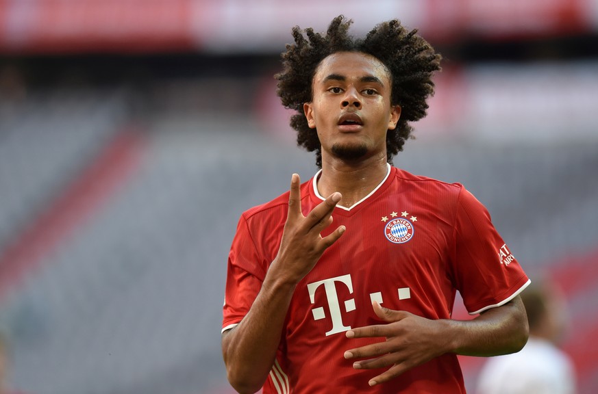 Soccer Football - Bundesliga - Bayern Munich v Borussia Moenchengladbach - Allianz Arena, Munich, Germany - June 13, 2020 Bayern Munich&#039;s Joshua Zirkzee celebrates scoring their first goal, as pl ...