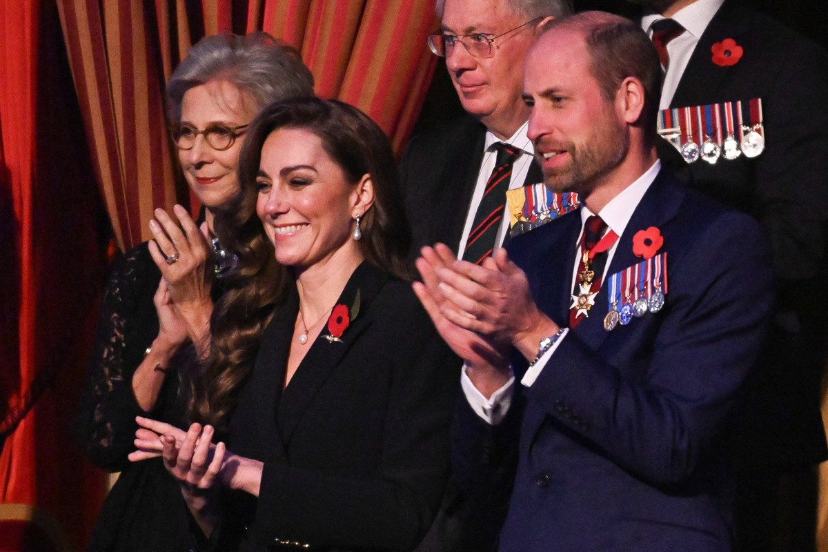 Entertainment Themen der Woche KW45 Entertainment Bilder des Tages . 09/11/2024. London, United Kingdom. Prince William and Kate Middleton, the Prince and Princess of Wales, at the Festival of Remembr ...
