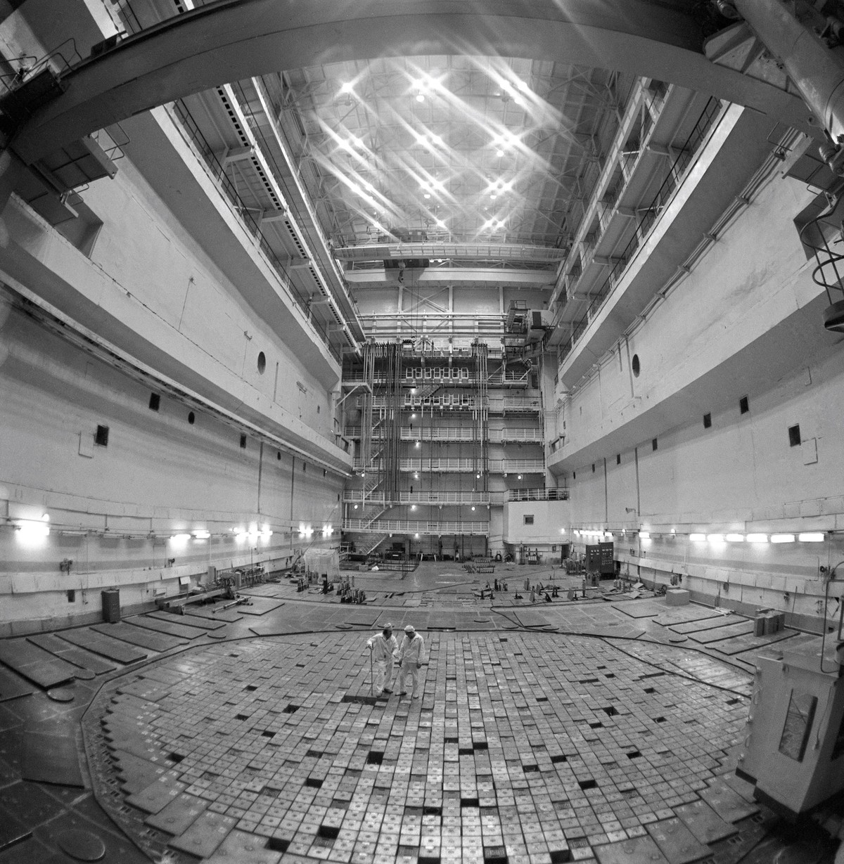 Reaktorhalle des Lenin Atomkraftwerks in Tschernobyl