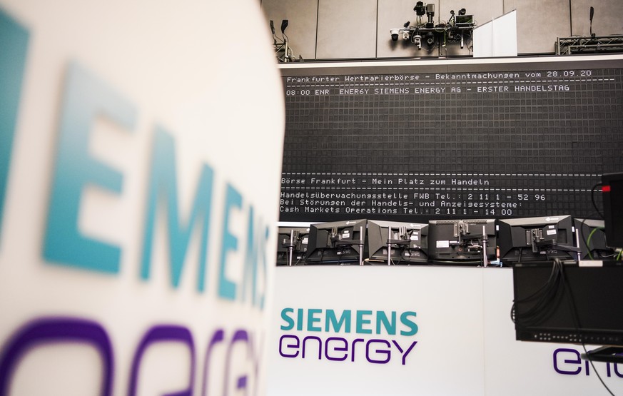 ARCHIV - 28.09.2020, Hessen, Frankfurt/Main: &quot;Siemens Energy&quot; steht in der Frankfurter Wertpapierb