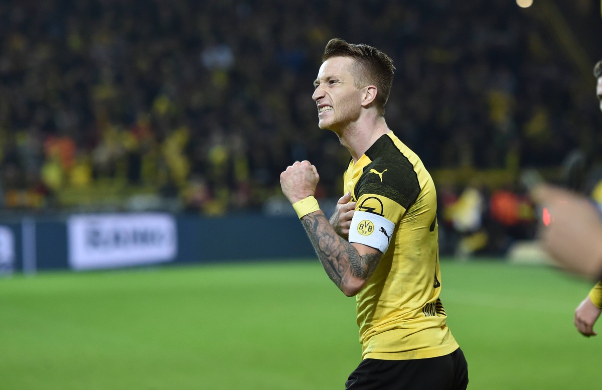 10.11.2018, Fussball GER, Saison 2018 2019, 1. Bundesliga, 11. Spieltag, Borussia Dortmund - FC Bayern Muenchen 3:2, Jubel Marco Reus (Borussia Dortmund) DFL REGULATIONS PROHIBIT ANY USE OF PHOTOGRAPH ...