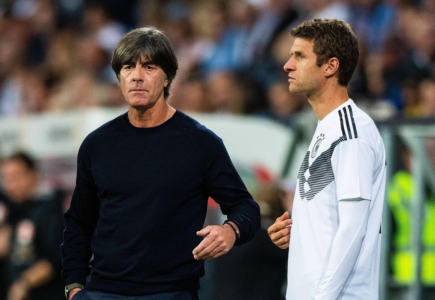 Jogi Löw und Thomas Müller