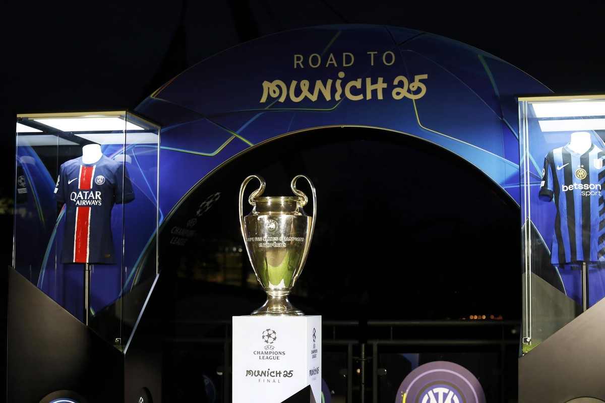 Champions Festival - UEFA Champions League Final 2025 in Munich - 29 May 2025 The Champions League trophy seen during the Champions Festival Village ahead of the UEFA Champions League Final 2025 betwe ...