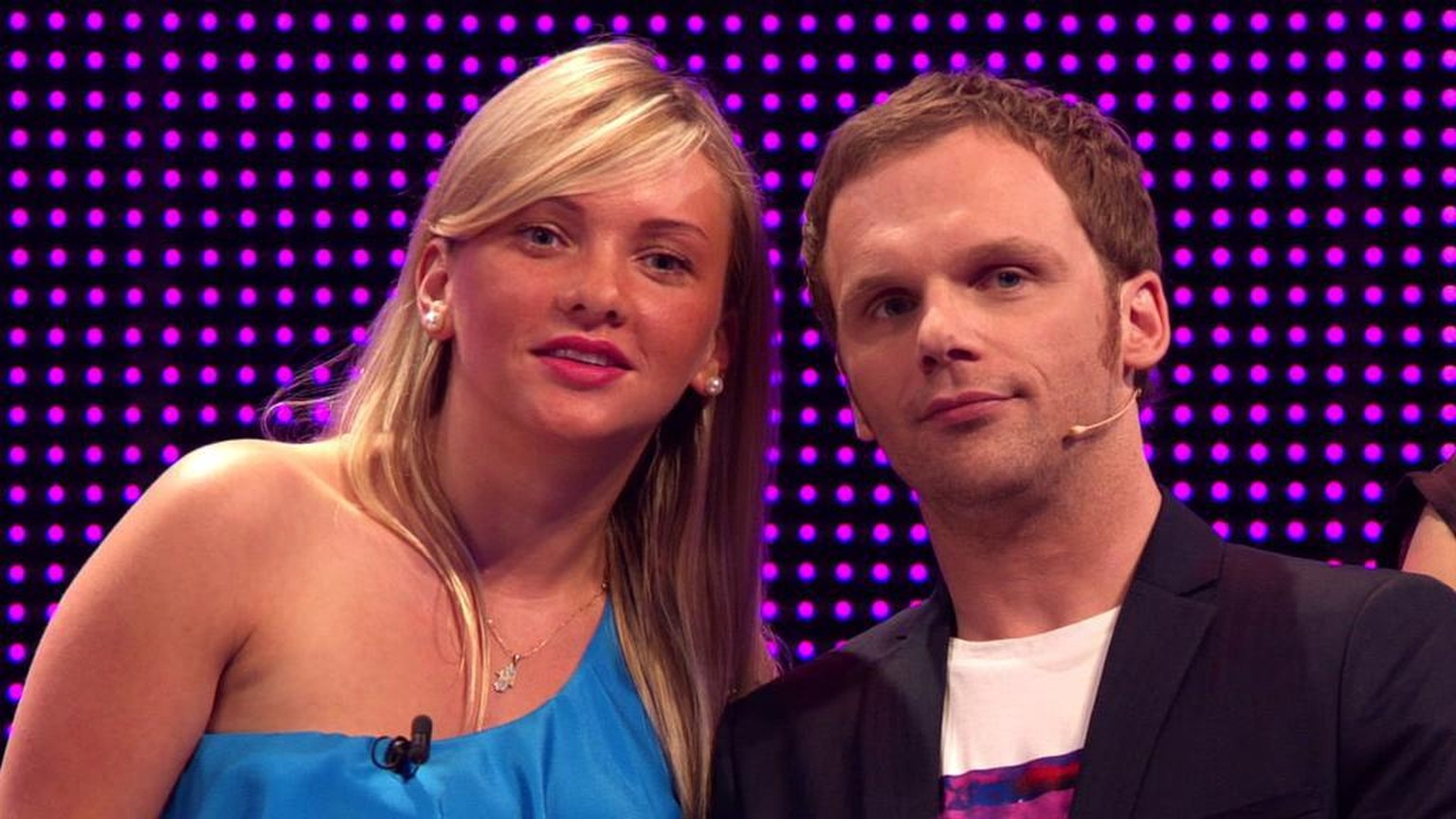 Take Me Out Als Evelyn Burdecki Noch Normal Sprach Alte Aufnahmen Aufgetaucht Watson