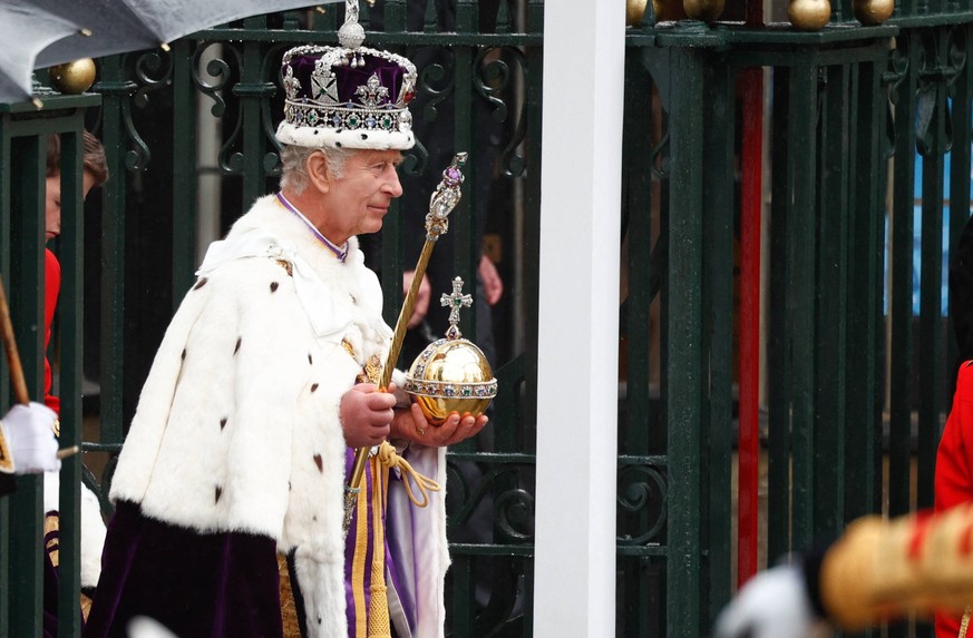 Charles III Coronation - The King Leaves Westminster King Charles III leaving Westminster following the coronation ceremony in central London, UK on May 6, 2023. Photo by Raphael Lafargue/ABACAPRESS.C ...