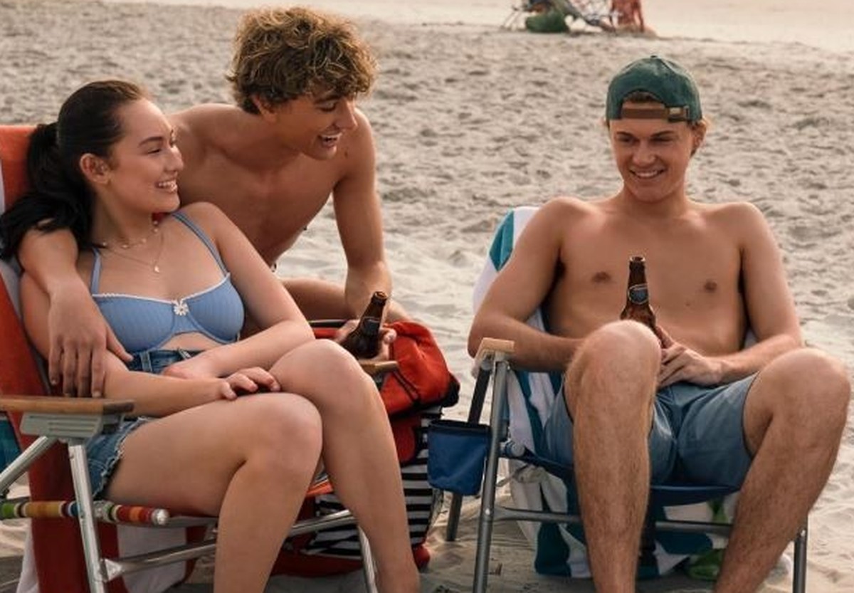 Lola Tung, Gavin Casalegno und Christopher Briney sind die Stars der Serie.