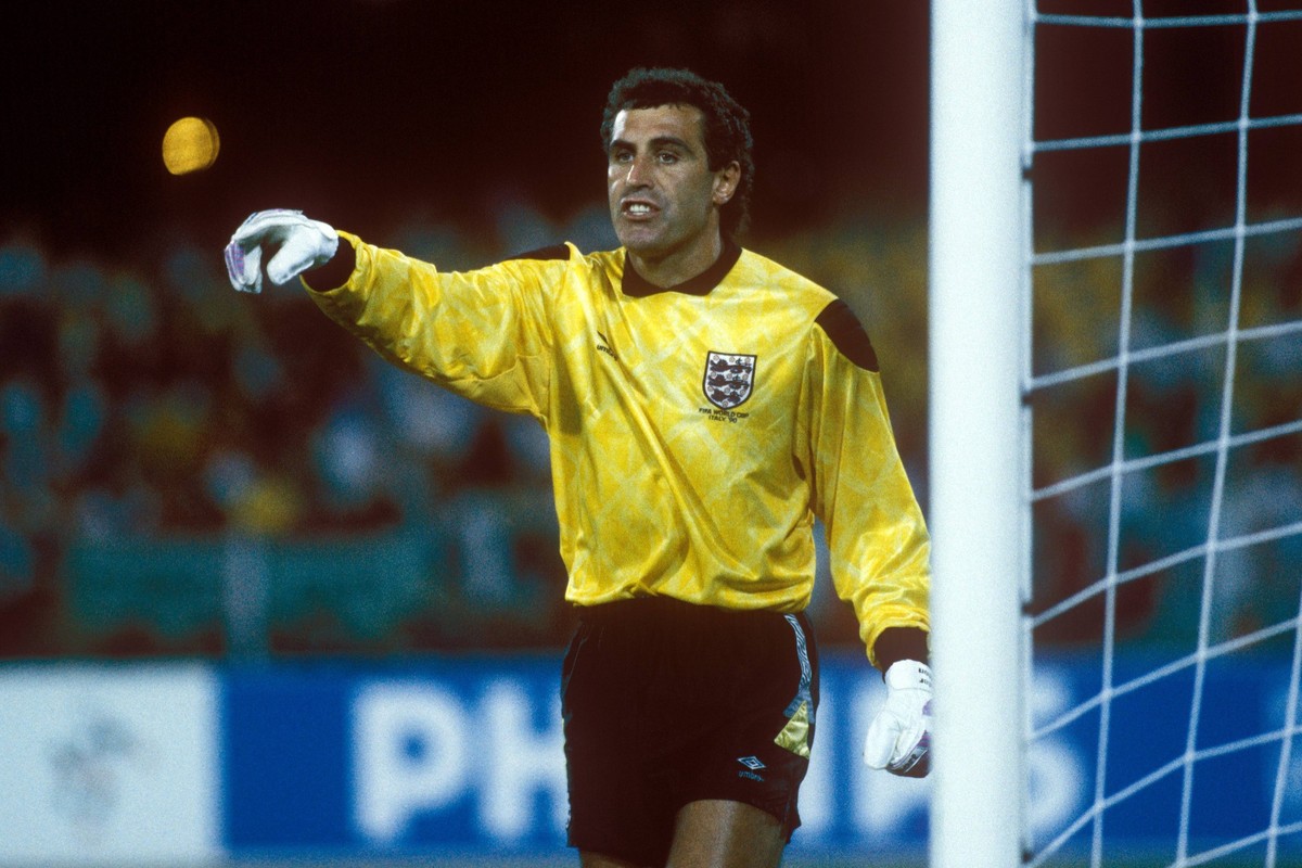 Bildnummer: 01787426 Datum: 21.06.1990 Copyright: imago/Sven Simon
Torwart Peter Shilton (England) gibt Anweisungen; Vdia, quer, close, Torhüter, Keeper, Gestik, Anweisung Weltmeisterschaft 1990, Länd ...