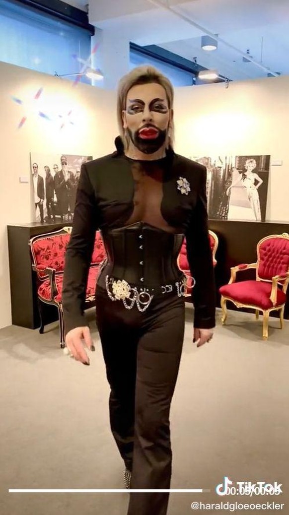 So zeigt sich Harald Glööckler jetzt auf Tiktok.