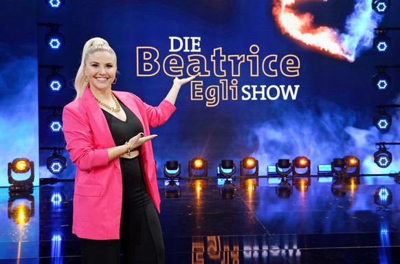 Beatrice Egli moderated her own show in April.