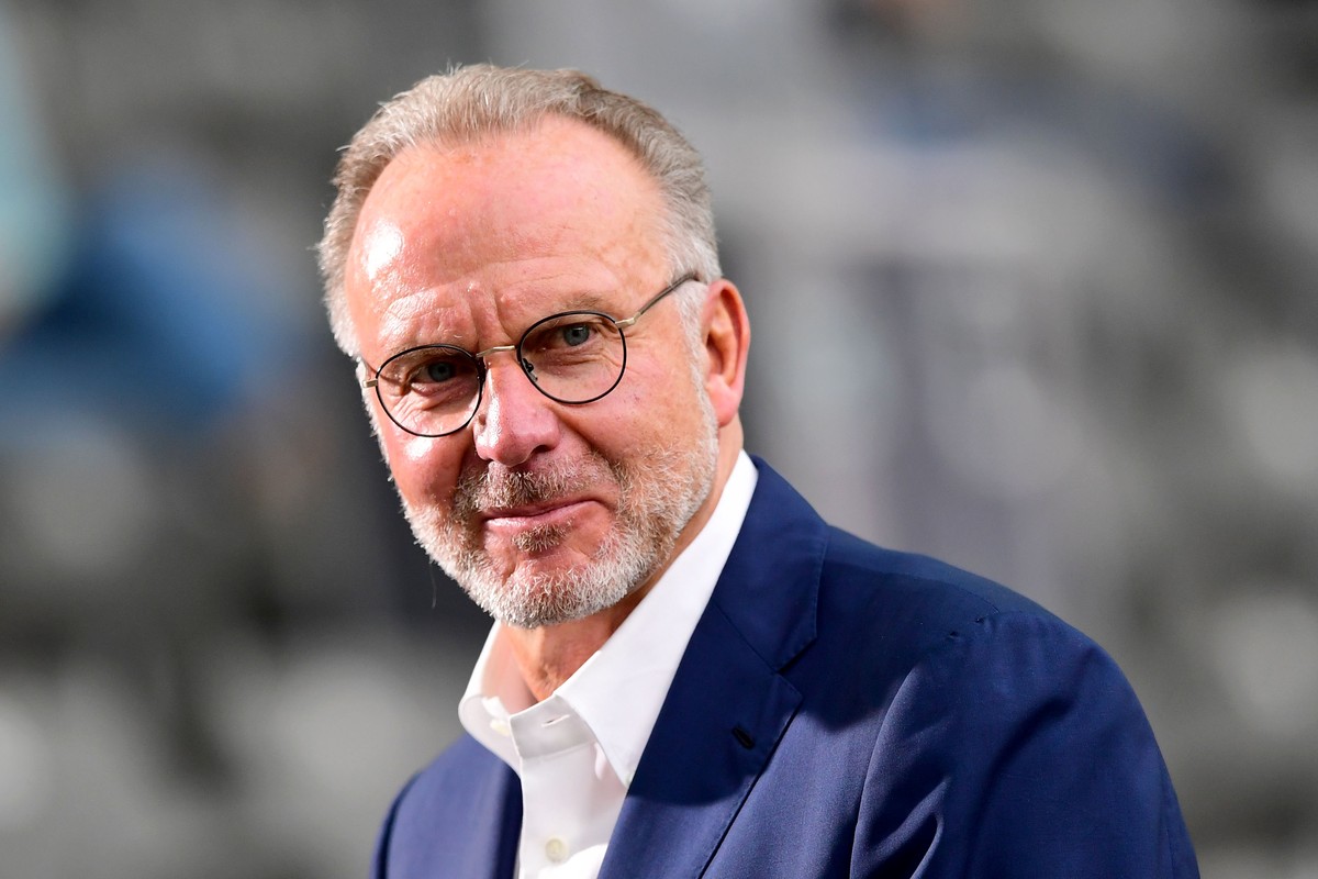 ARCHIV - 04.07.2020, Berlin: Fu�ball: DFB-Pokal, Finale: Bayer Leverkusen - FC Bayern M�nchen im Olympiastadion. Karl-Heinz Rummenigge, Vorstandsvorsitzender der FC Bayern M�nchen AG, vor dem Spiel. ( ...