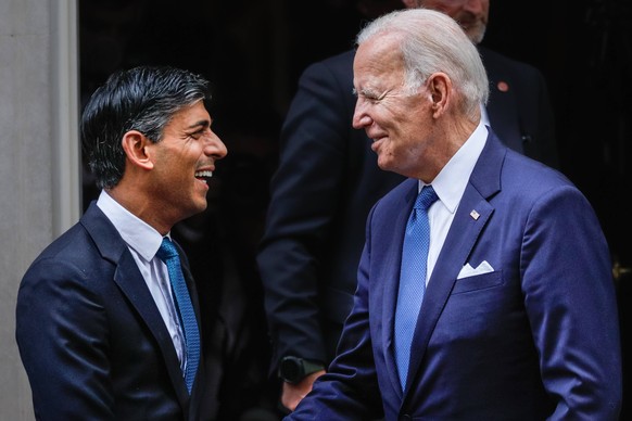 President Joe Biden visit to No 10 Downing Street Joe Biden Joseph Robinette Biden Jr., President of the United States of America, is welcomed to 10 Downing Street by Rishi Sunak, Prime Minister of th ...