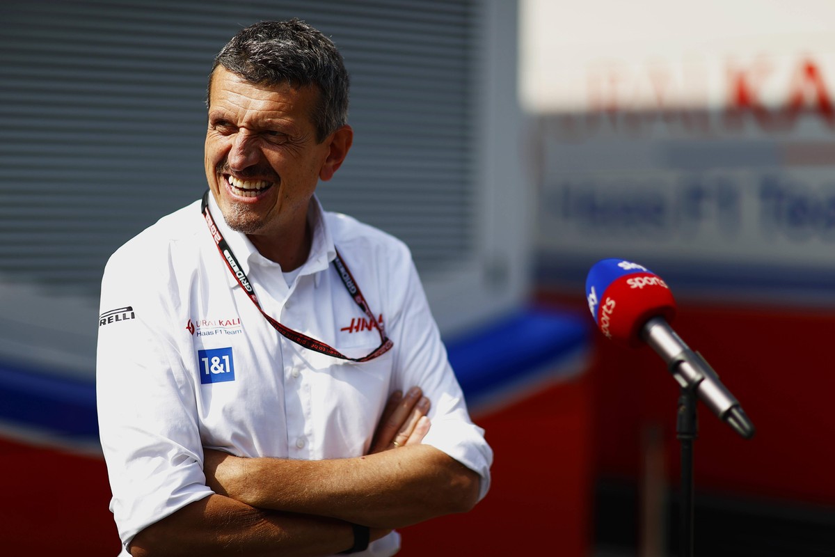 Formula 1 2021: Italian GP AUTODROMO NAZIONALE MONZA, ITALY - SEPTEMBER 09: Guenther Steiner, Team Principal, Haas F1 during the Italian GP at Autodromo Nazionale Monza on Thursday September 09, 2021  ...