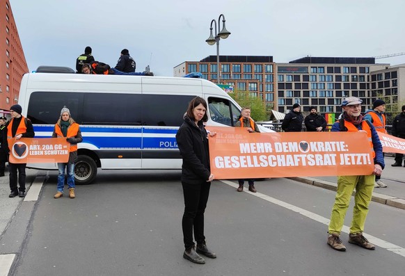 Straßenblockade durch die Letzte Generation