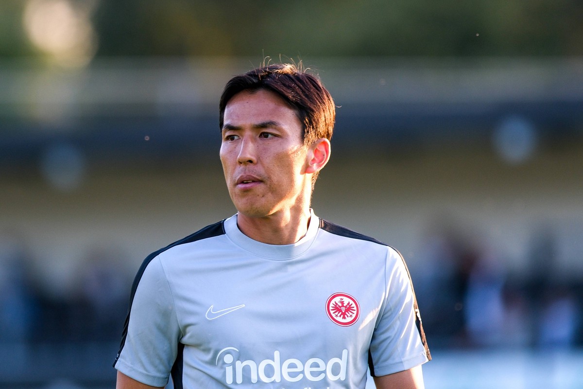 Makoto Hasebe Eintracht Frankfurt II, Co-Trainer vor dem Spiel, GER, Eintracht Frankfurt II vs. 1. Goeppinger Sportverein, Fussball, Regionalliga Suedwest, 9.Spieltag, Saison 2024/2025, 20.09.2024. GE ...