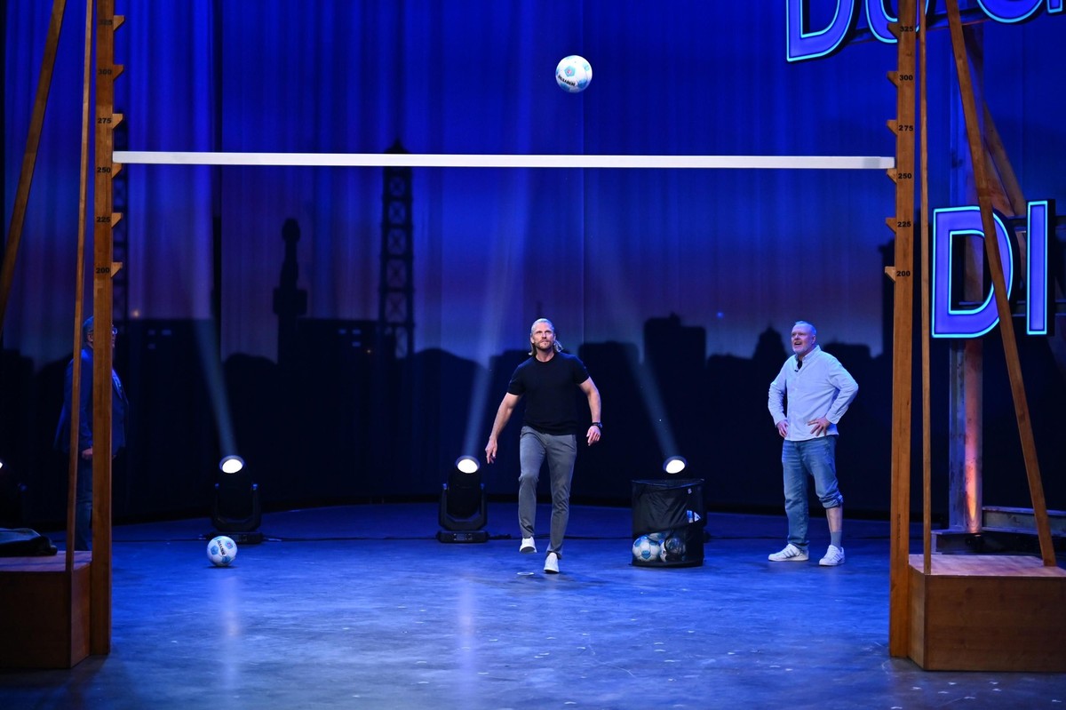Diese Promis treten beim &quot;Du gewinnst hier nicht die Million bei Stefan Raab - Promi Special&quot; an: V.l.: Paul Janke, Larissa Marolt, Joey Kelly, Mimi Kraus und Luca Hänni

+++ Die Verwendung  ...