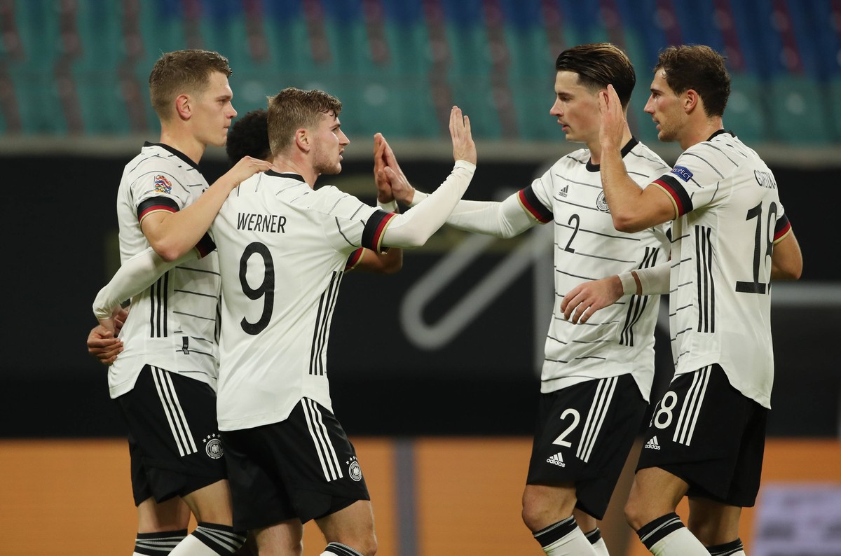 Matthias Ginter, Timo Werner 3:1, Robin Koch, Leon Goretzka / Freude / Emotion / jubelnd / Jubel nach 3:1 / / Fu�ball Fussball / UEFA Nations League / L�nderspiel Nationalmannschaft DFB Herren / Saiso ...