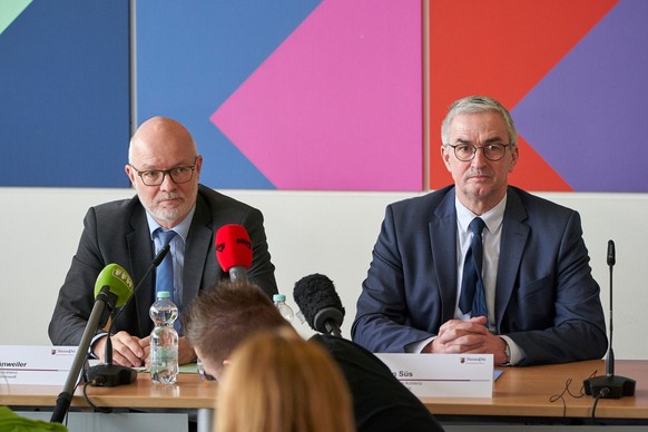 14.03.2023, Rheinland-Pfalz, Koblenz: Bei einer Pressekonferenz im Polizeipraesidium Koblenz (Rheinland-Pfalz) zum Fall des getöteten zwölfjährigen Mädchens aus dem siegerländischen Freudenberg (Nordr ...