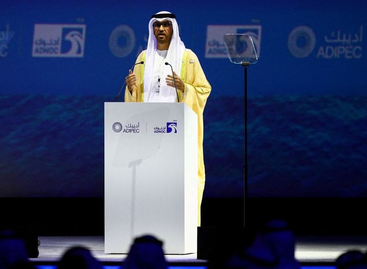 FILE PHOTO: United Arab Emirates&#039; Industry Minister Sultan Ahmed Al Jaber speaks during the Abu Dhabi International Petroleum Exhibition and Conference (ADIPEC) in Abu Dhabi, United Arab Emirates ...