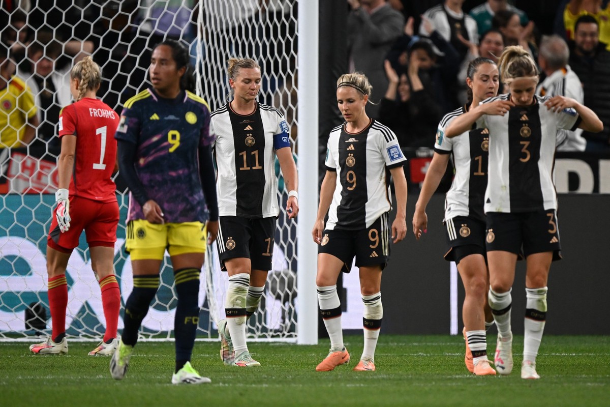 30.07.2023, Australien, Sydney: Fu�ball, Frauen: WM, Deutschland - Kolumbien, Vorrunde, Gruppe H, 2. Spieltag im Sydney Football Stadium, die deutsche Mannschaft reagiert nach dem 1:2. Foto: Sebastian ...