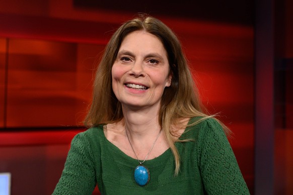 Berlin GER, Berlin, 15.04.2019, Hart aber fair, Die Fleisch-Frage - mit huebschen Siegeln gegen schlechtes Gewissen? Sarah Wiener - Fernsehkoechin, Bio-Produzentin, tritt fuer Oesterreichs Gruene zur ...
