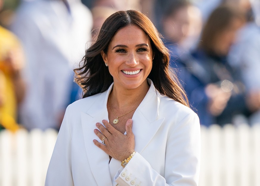 ARCHIV - 15.04.2022, Niederlande, Den Haag: Meghan, Herzogin von Sussex, nimmt an einem Empfang der Stadt Den Haag und des niederländischen Verteidigungsministeriums anlässlich der bevorstehenden Invi ...