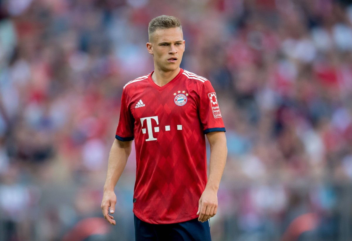 12. Mai 2018: Muenchen, Allianz Arena: Fussball 1. Bundesliga, 34. Spieltag: FC Bayern Muenchen - VfB Stuttgart: Muenchens Joshua Kimmich. *** 12 May 2018 Muenchen Allianz Arena Soccer 1 Bundesliga 34 ...