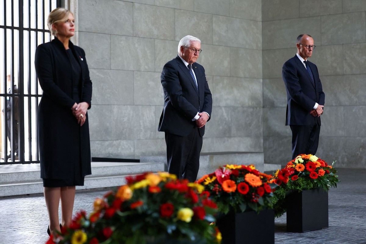 German President Frank-Walter Steinmeier, German Chancellor Friedrich Merz and German Parliament President Julia Kloeckner attend a wreath laying ceremony to mark the 80th anniversary of the end of Wo ...