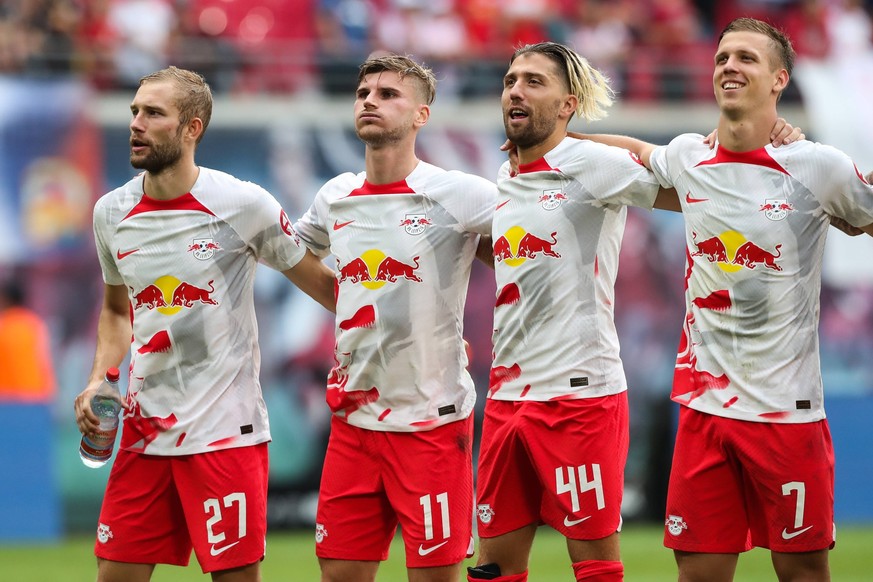 v.l. Konrad Laimer RB Leipzig,27,Timo Werner RB Leipzig,11,Kevin Kampl RB Leipzig,44,Dani Olmo RB Leipzig,7 - 1 Fussball Bundesliga Saison 2022-2023 Punktspiel RB Leipzig vs. VfL Wolfsburg in der Red  ...