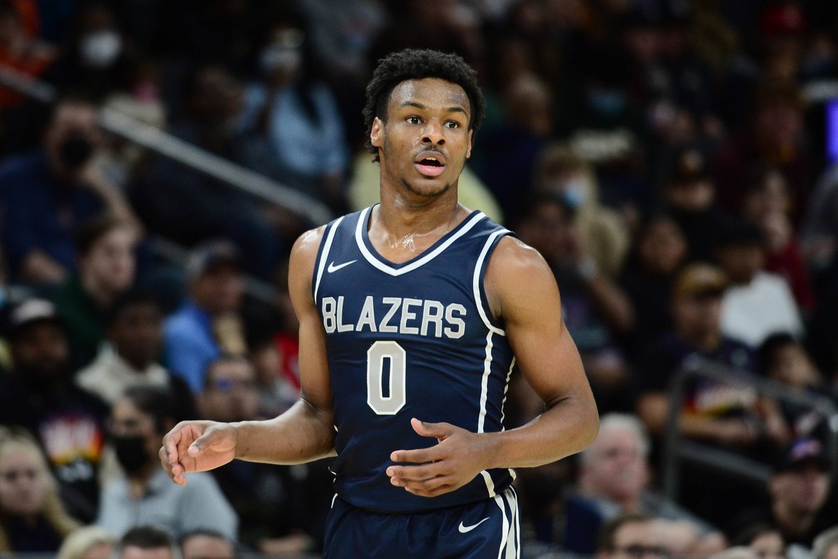 High School Basketball: HoopHall Class Tournament-Perry High School at Sierra Canyon School, Dec 11, 2021 Phoenix, AZ, USA Sierra Canyon High School guard Bronny James looks on against Perry High Scho ...