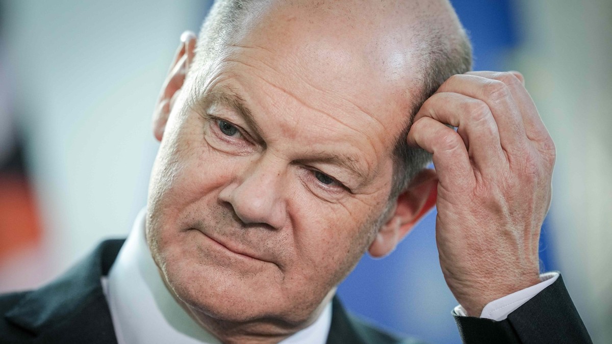 28.03.2023, Berlin: Bundeskanzler Olaf Scholz gibt neben Kenias Präsidenten Ruto im Bundeskanzleramt eine Pressekonferenz. Foto: Kay Nietfeld/dpa